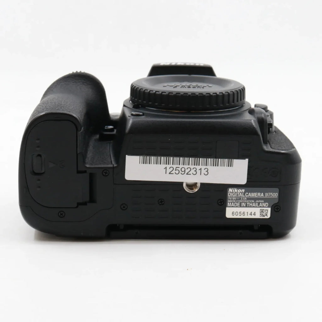 Nikon D7500 Gehäuse gebraucht
