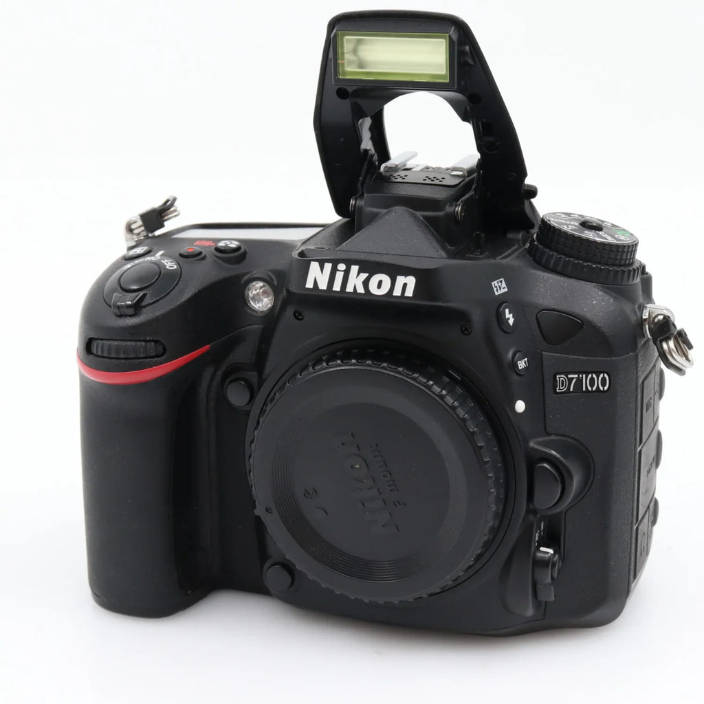 Nikon D7100 body used