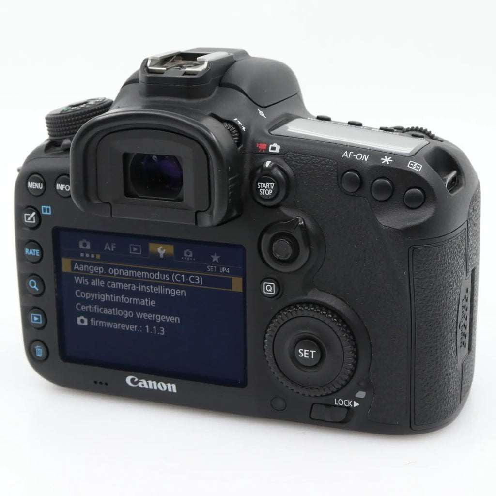 Canon EOS 7D mark II body used