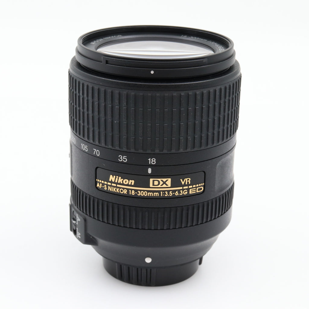 Nikon AF-S 18-300mm f/3.5-6.3G ED VR DX used